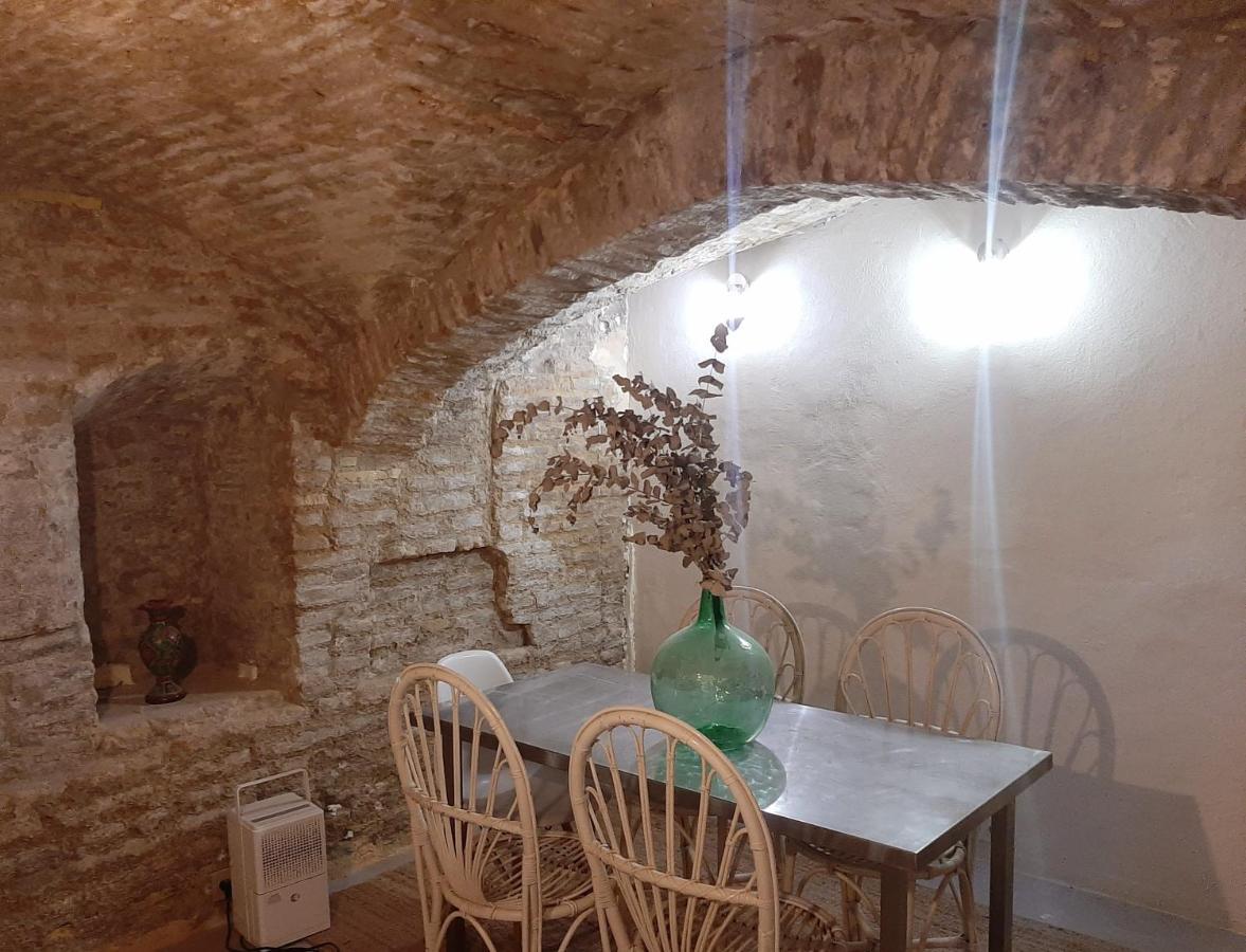 Downtown Loft In A 16Th Century Convent Seville Exterior photo